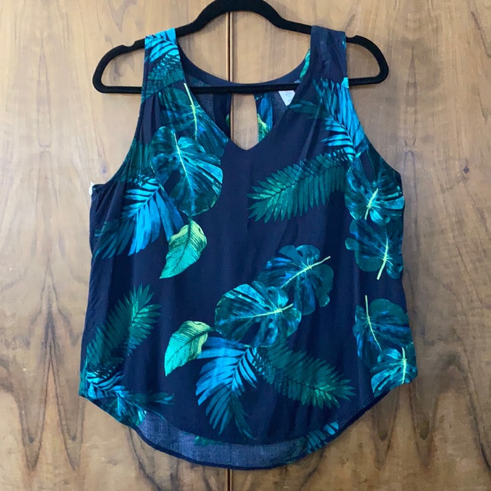 Old Navy palm leaf print blouse